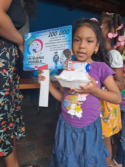 Niña sonriendo